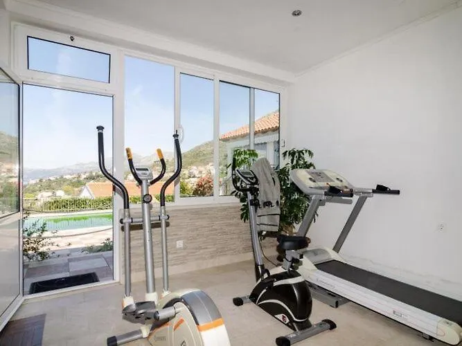 Bell Memories-studio With Balcony And Sea View A2 * Cavtat